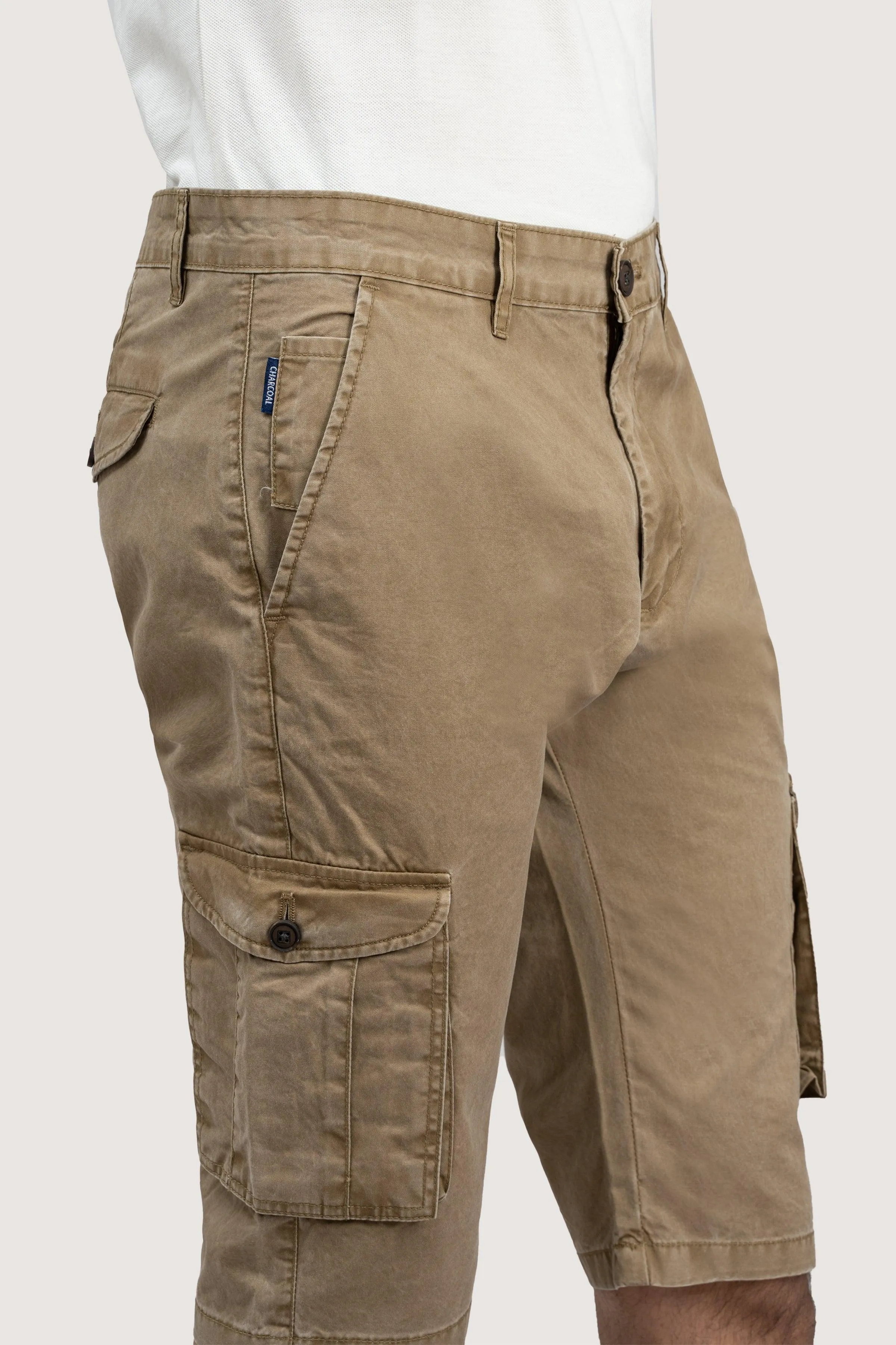 CARGO ENZYME WASHED REGULAR FIT KHAKI SHORTS