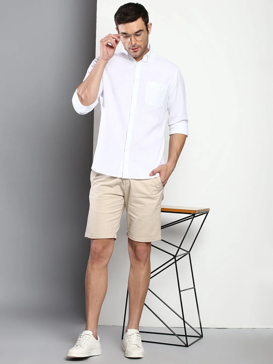 Men's Fawn Slim Fit Mid Rise Casual Cotton Shorts