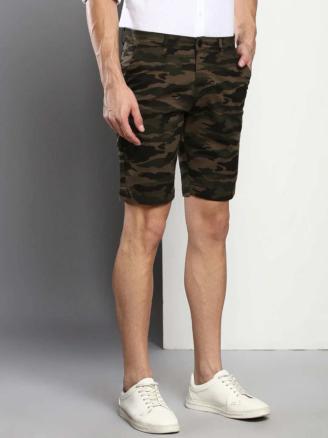 Men's Natural Olive Slim Fit Mid Rise Casual Cotton Shorts