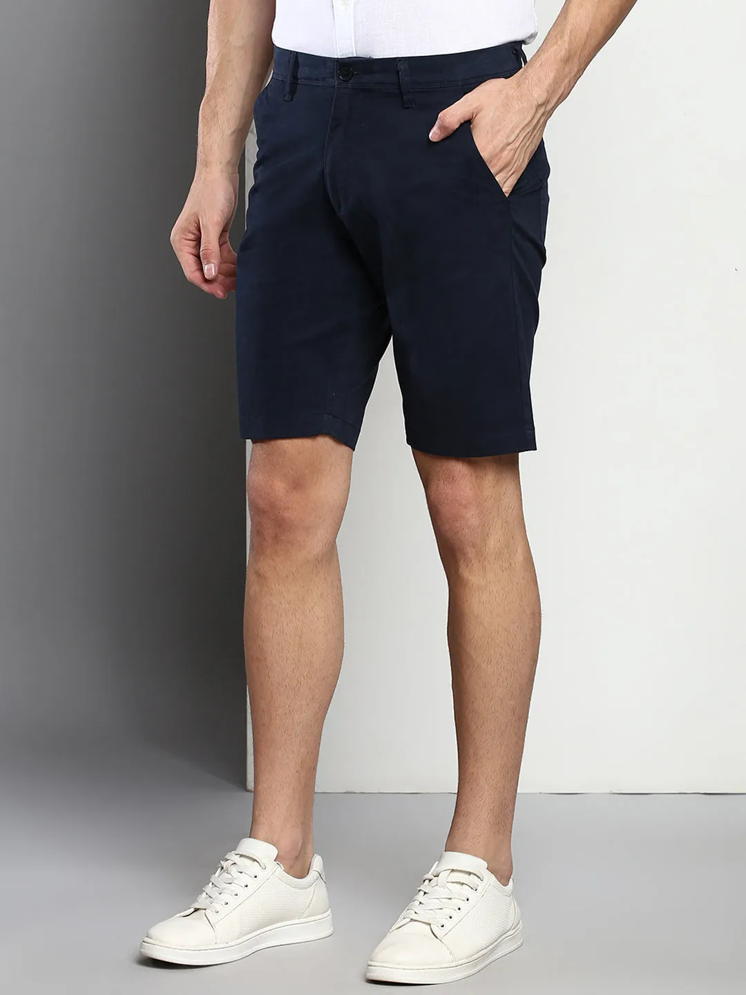 Men's Navy Slim Fit Mid Rise Casual Cotton Shorts