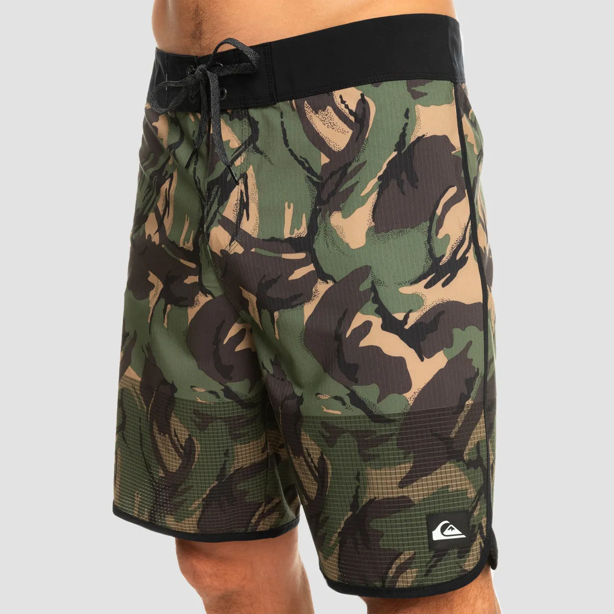 Quiksilver Highlite Scallop 19" Boardshorts Camo