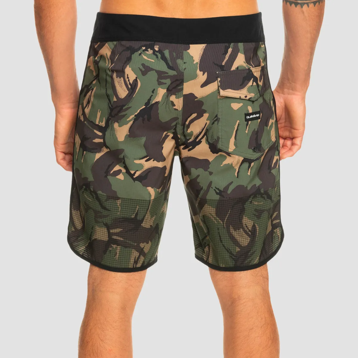 Quiksilver Highlite Scallop 19" Boardshorts Camo